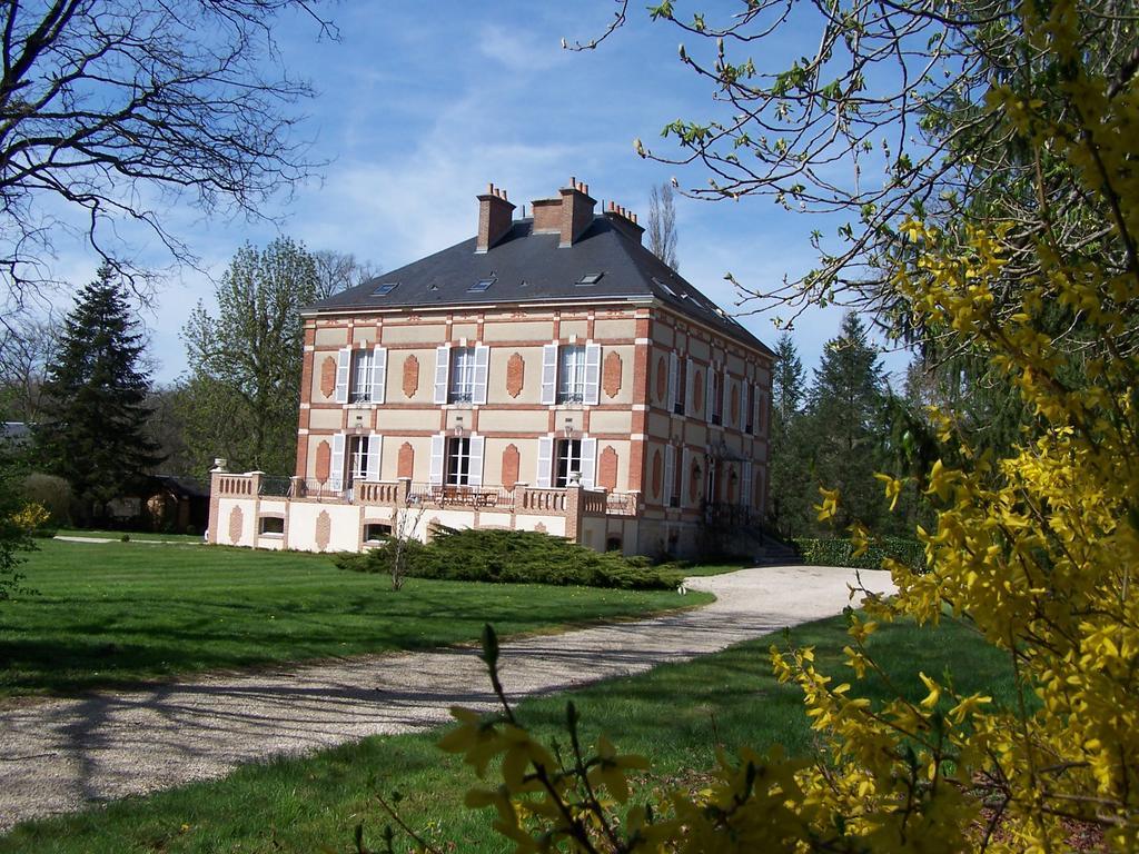 Chateau Des Bouffards Brinon-sur-Sauldre Екстер'єр фото